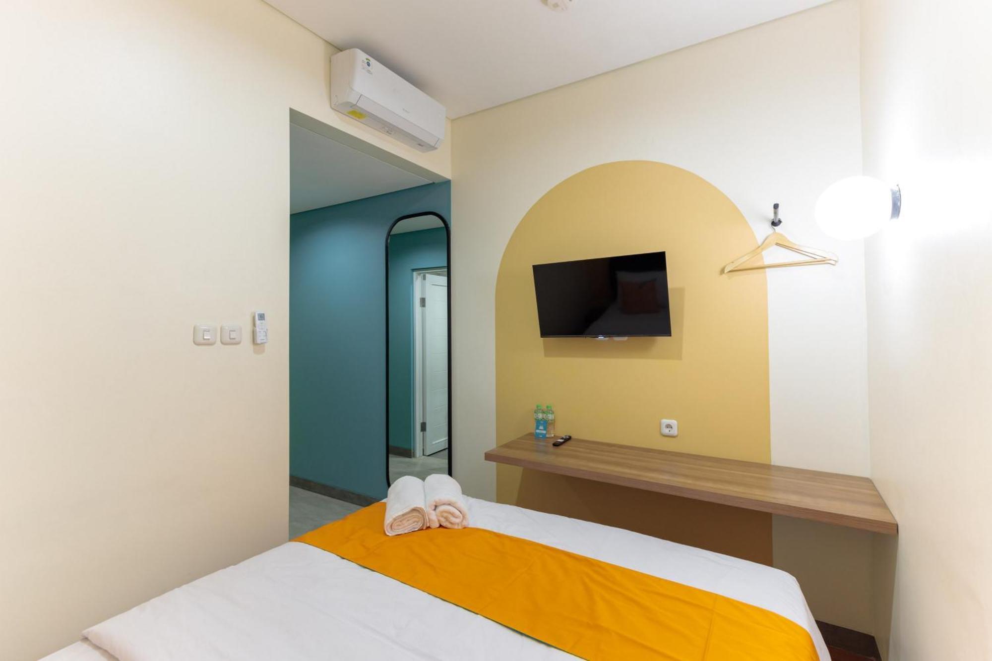 Sans Hotel Kelapa Gading Jakarta Buitenkant foto